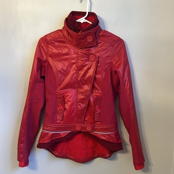 Lululemon Pedal Power Jacket SZ 4 - Picture 4 of 10